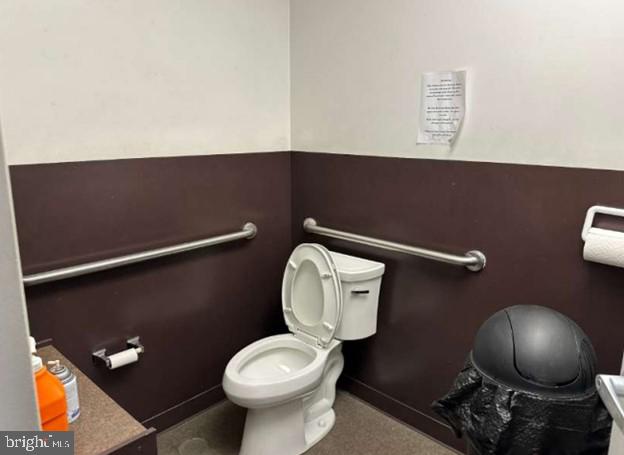 MECHANICSBURG - Commercial Sale