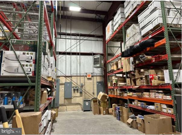 MECHANICSBURG - Commercial Sale