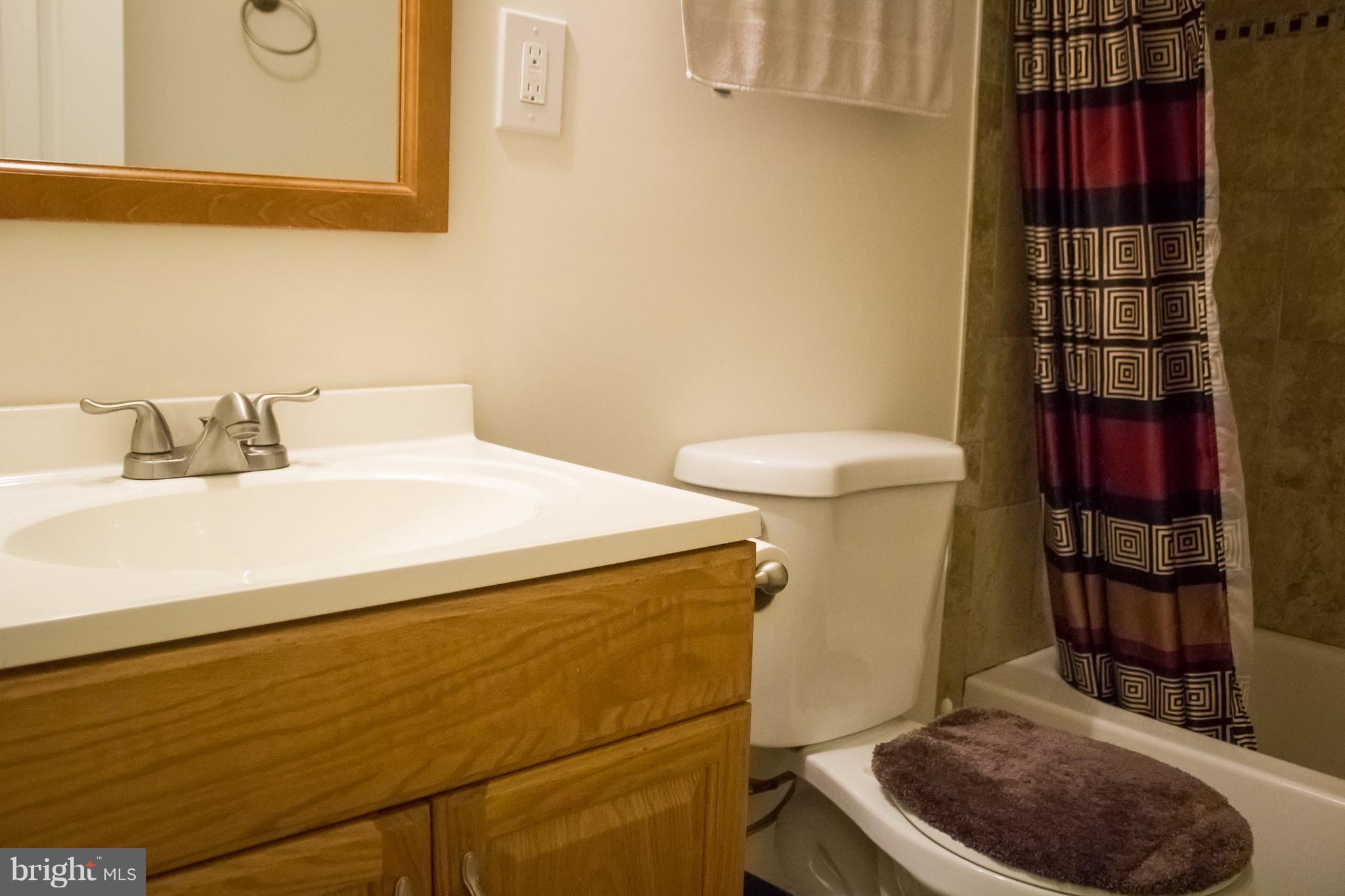 ROLLING BROOK - Residential