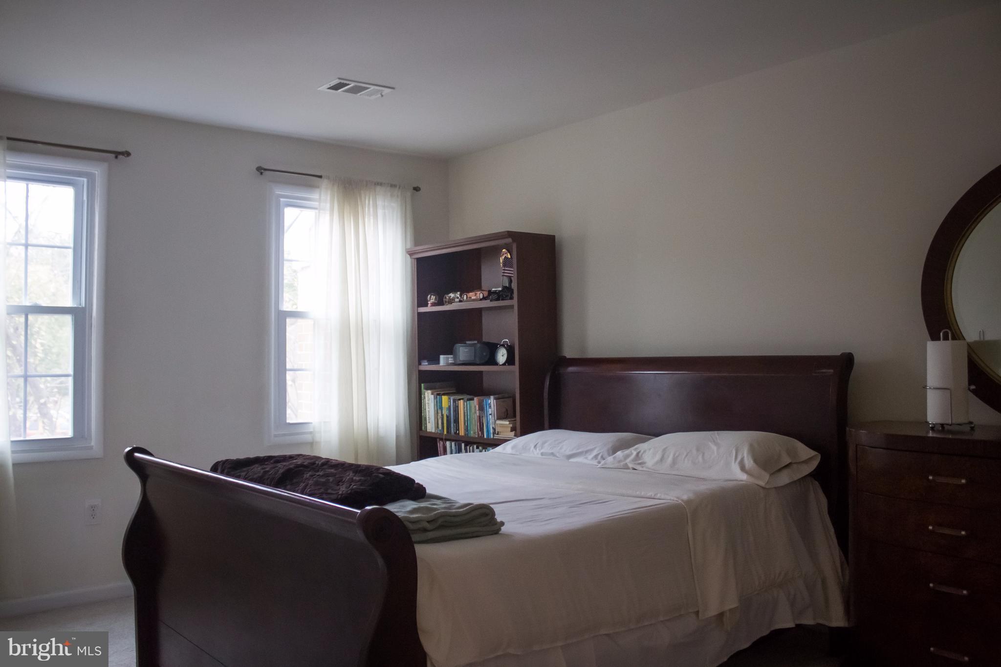 ROLLING BROOK - Residential