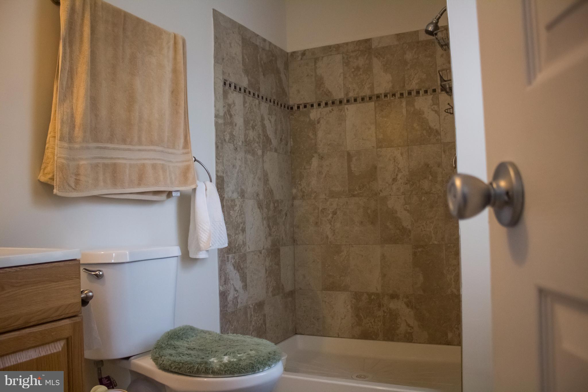 ROLLING BROOK - Residential