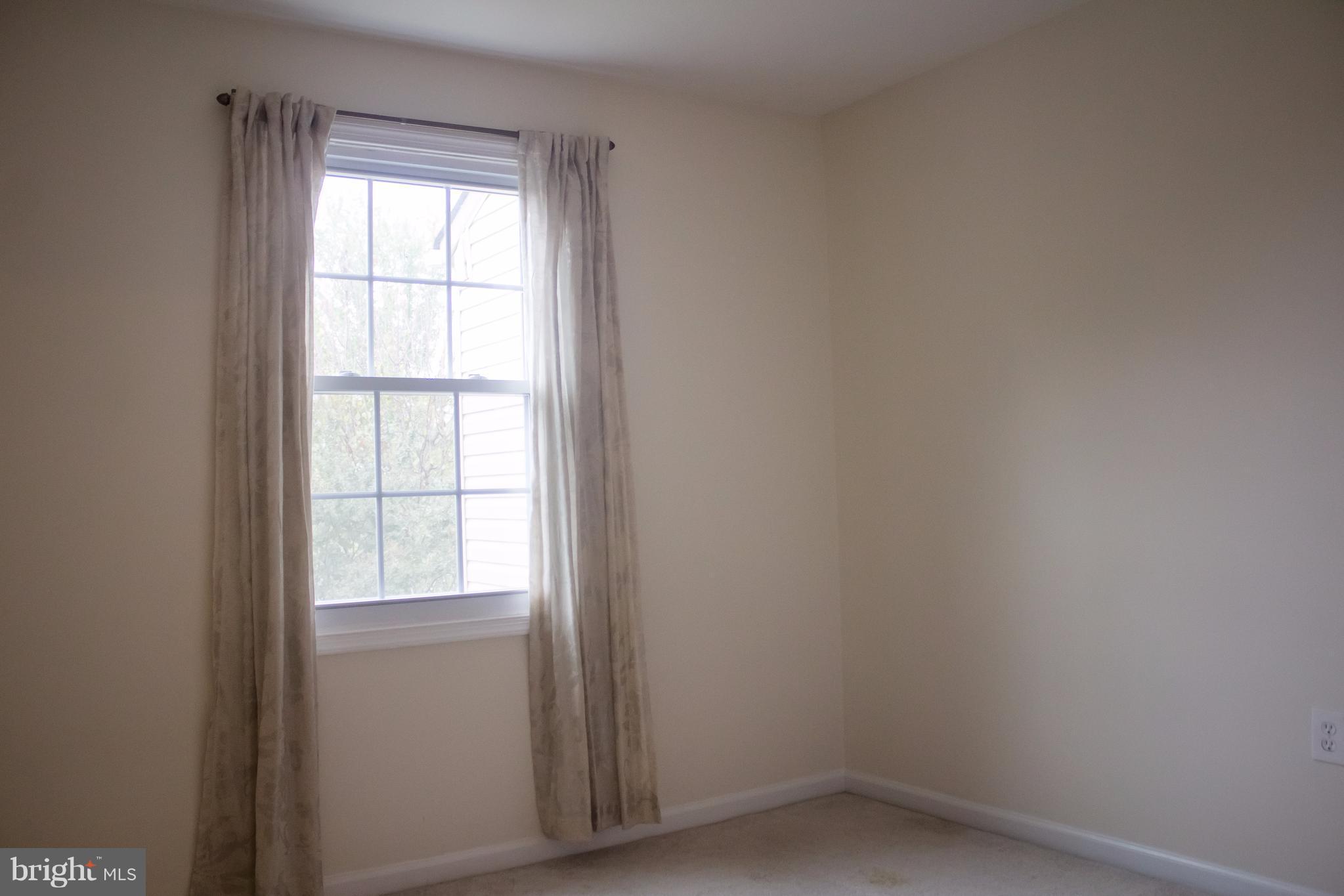 ROLLING BROOK - Residential