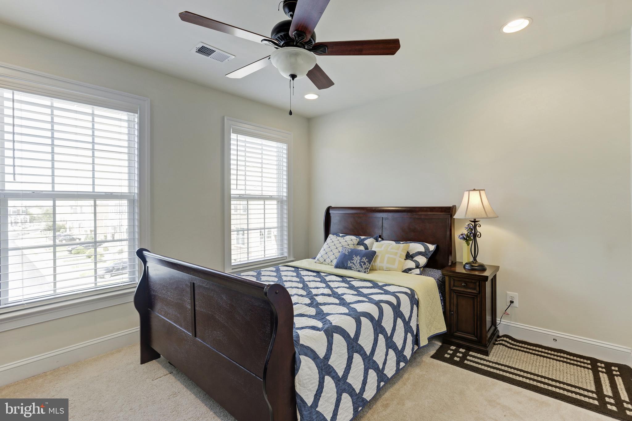 EAST GATE - Residential Lease