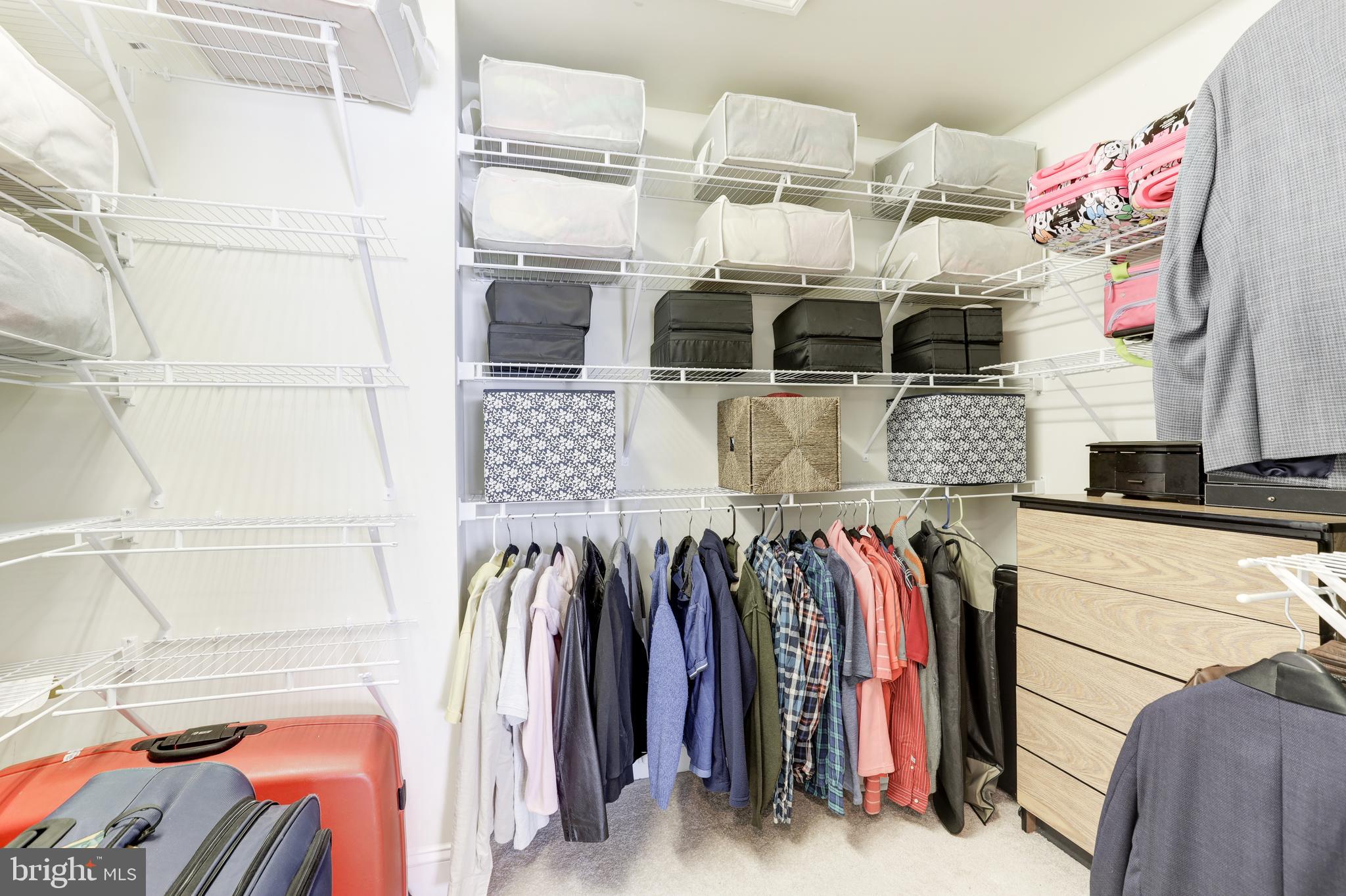 EAST GATE - Residential Lease