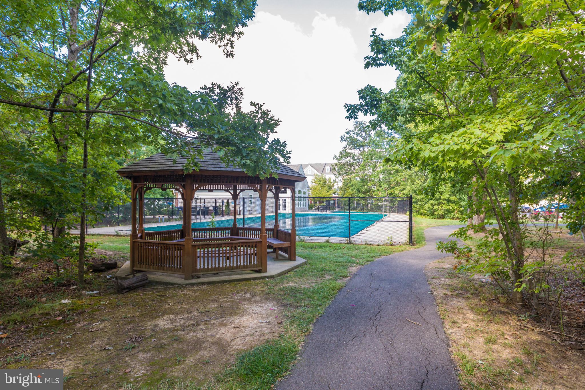 EAST GATE - Residential Lease