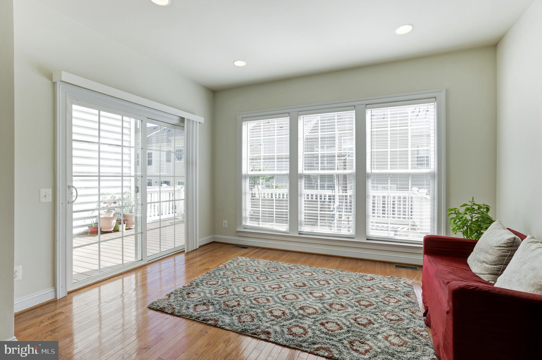 EAST GATE - Residential Lease