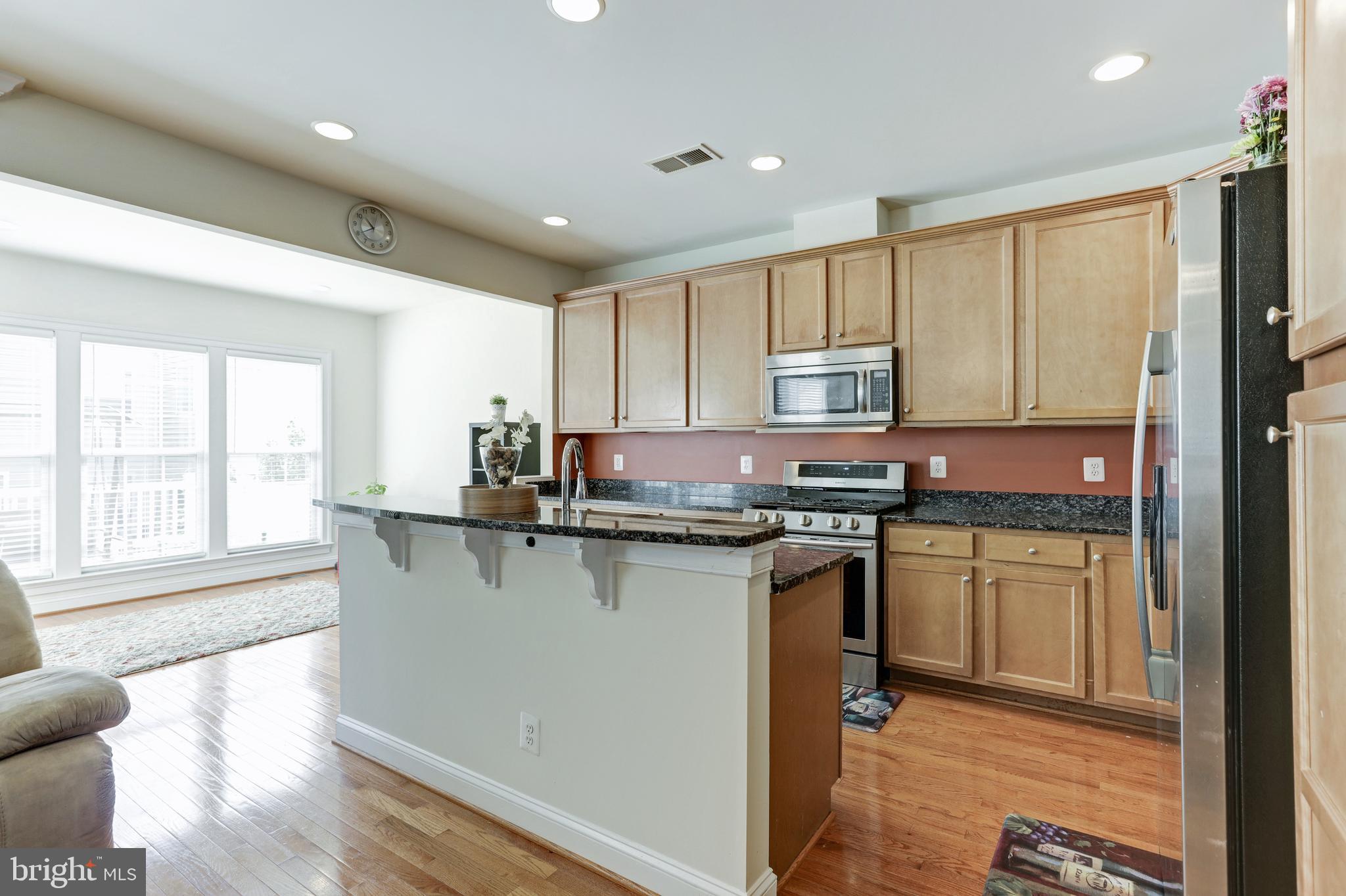 EAST GATE - Residential Lease