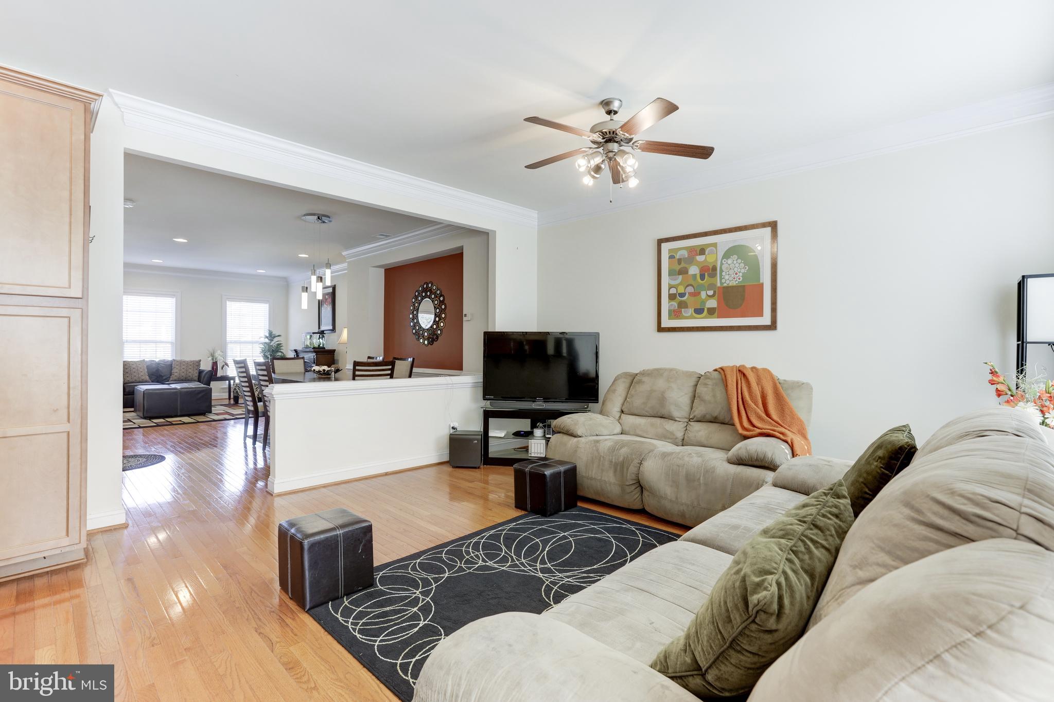 EAST GATE - Residential Lease