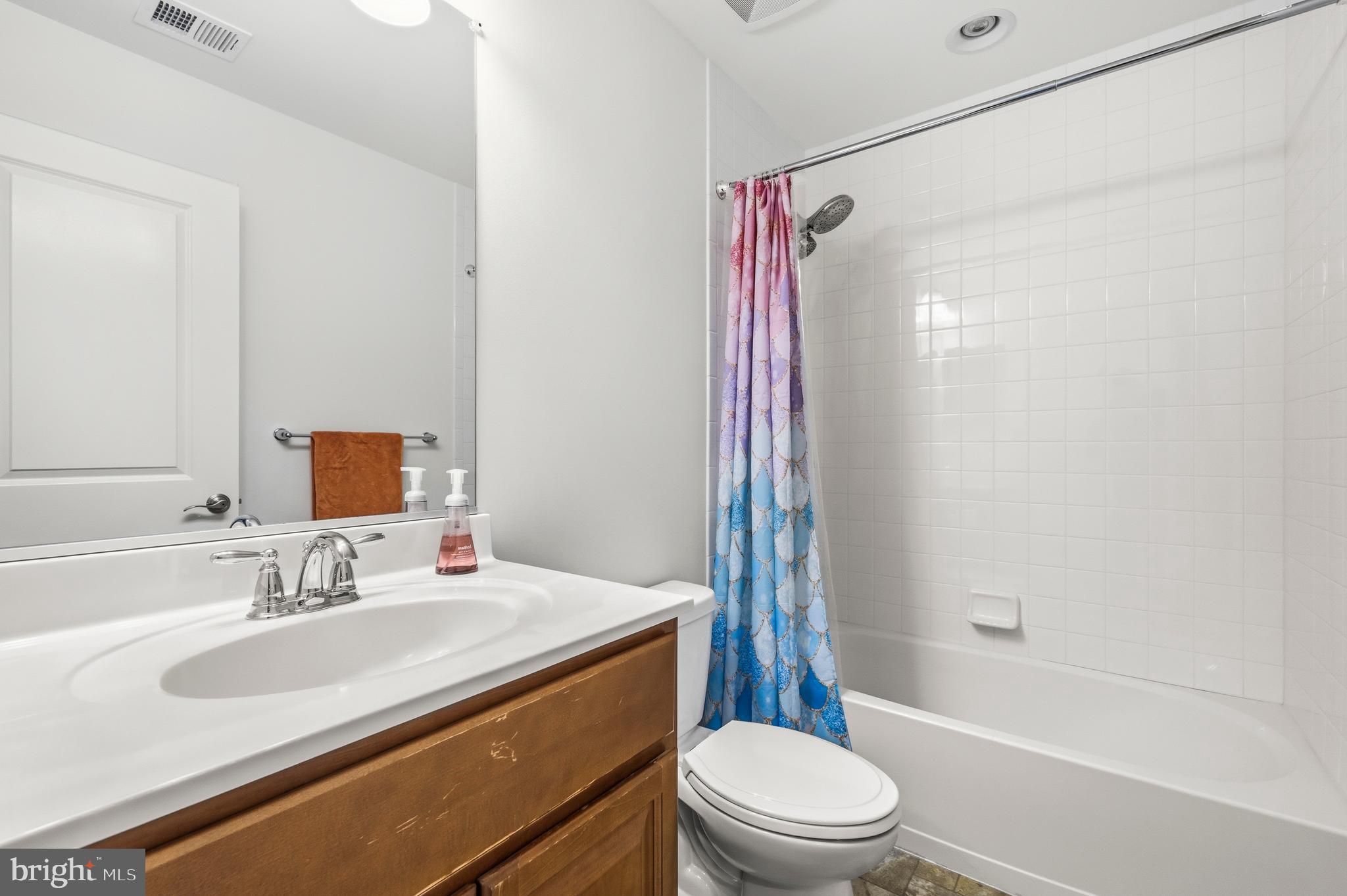 FRANKLIN POINT AT DEERBORNE - Residential