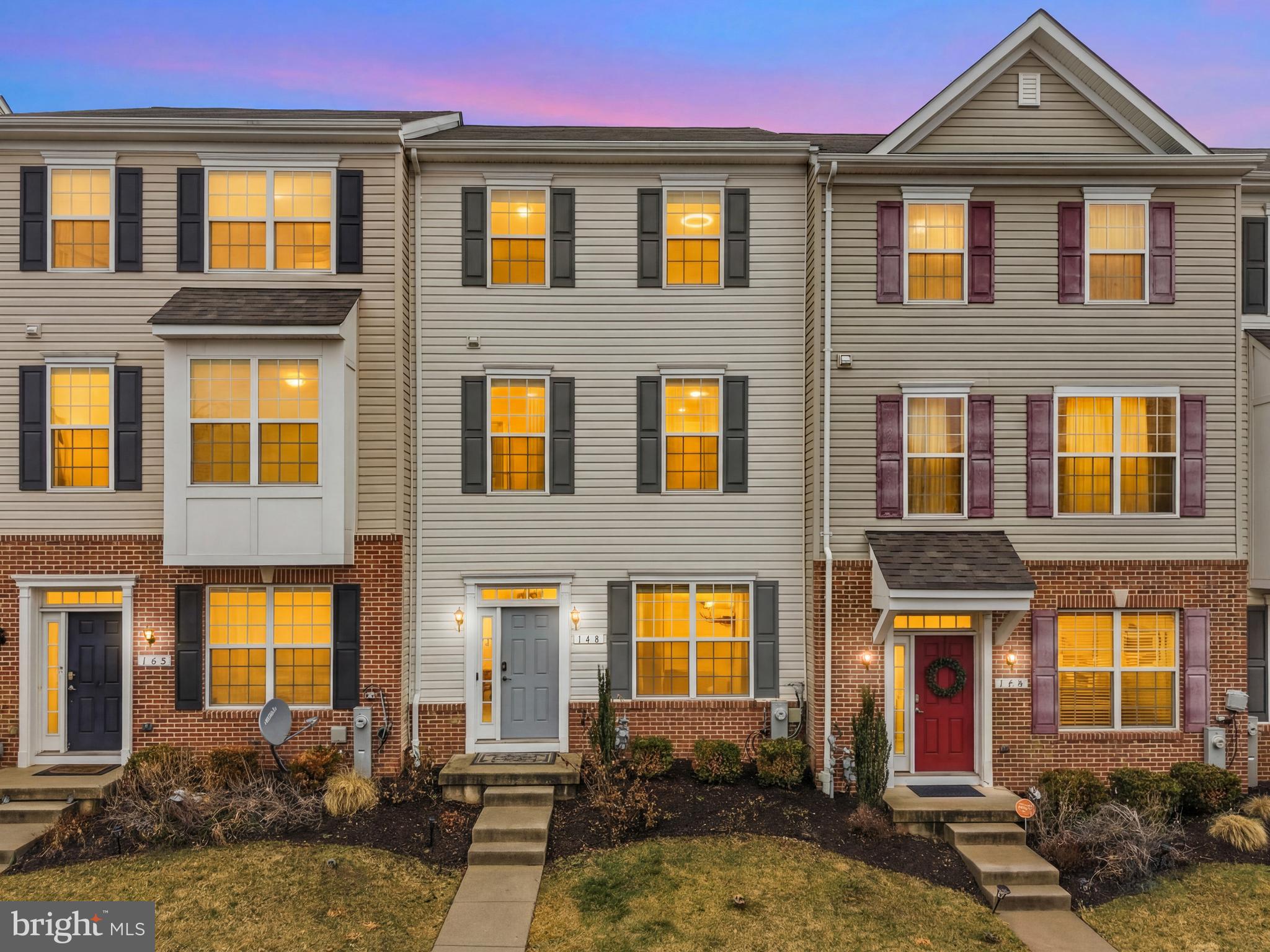 FRANKLIN POINT AT DEERBORNE - Residential