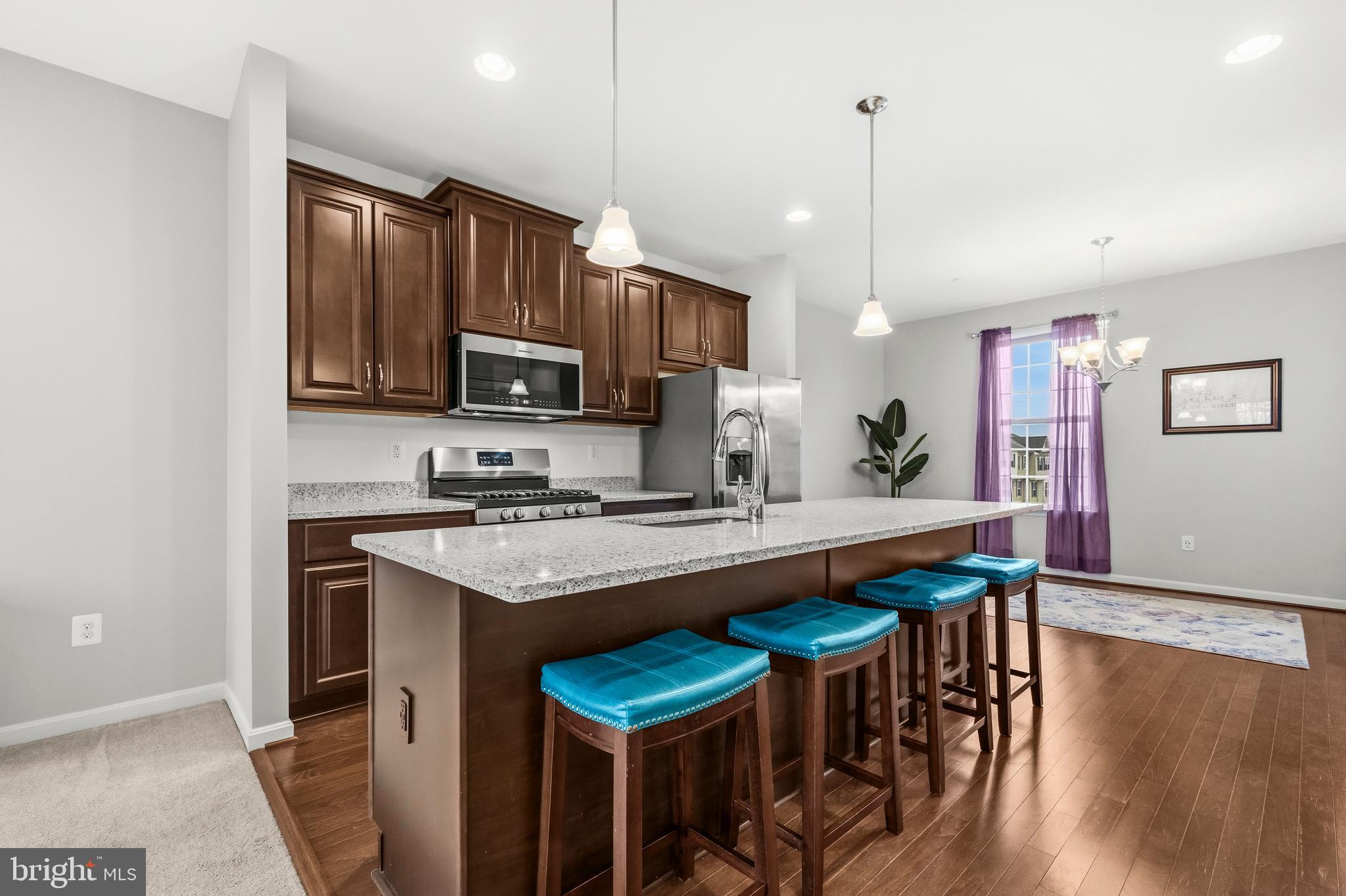 FRANKLIN POINT AT DEERBORNE - Residential