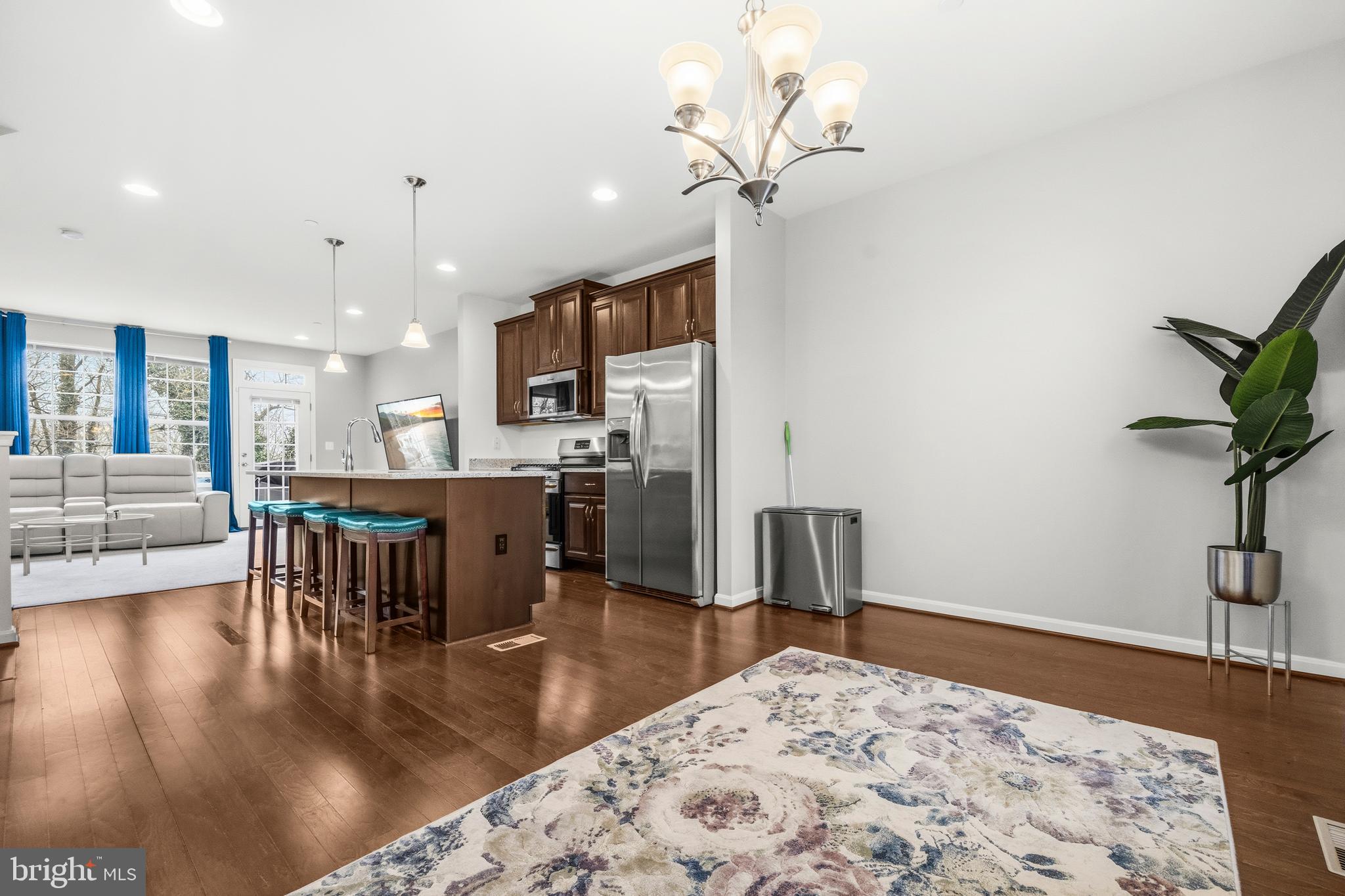 FRANKLIN POINT AT DEERBORNE - Residential