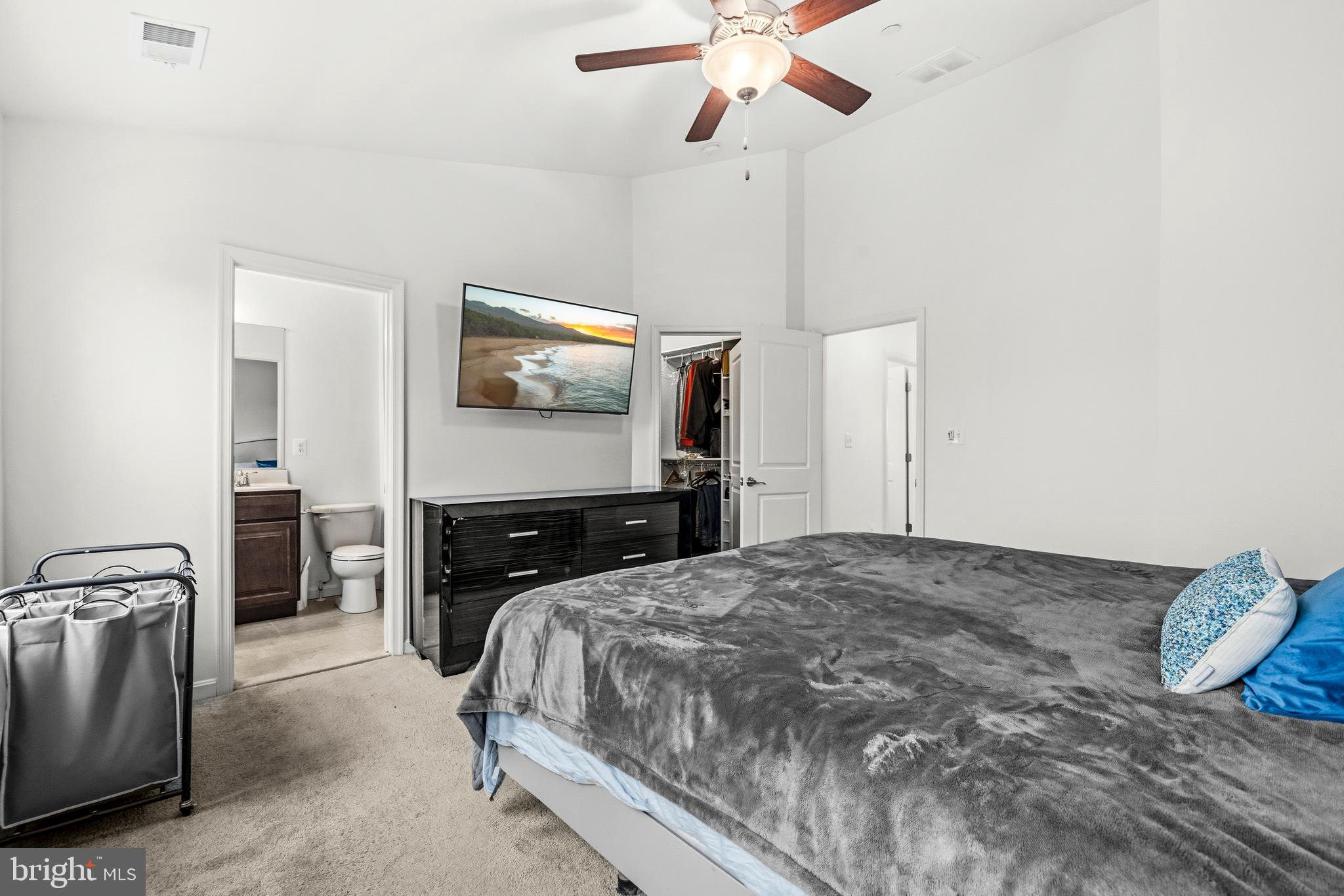 FRANKLIN POINT AT DEERBORNE - Residential