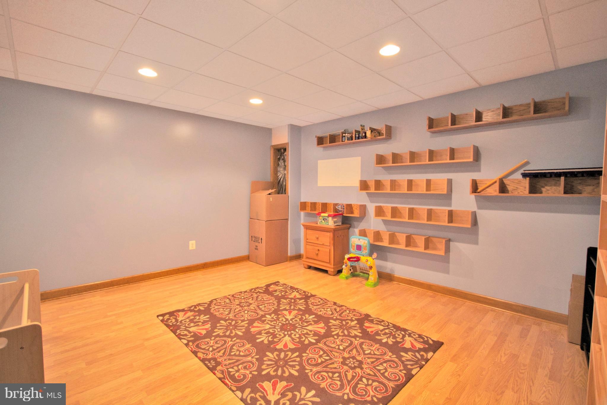 KINGSTON - Residential