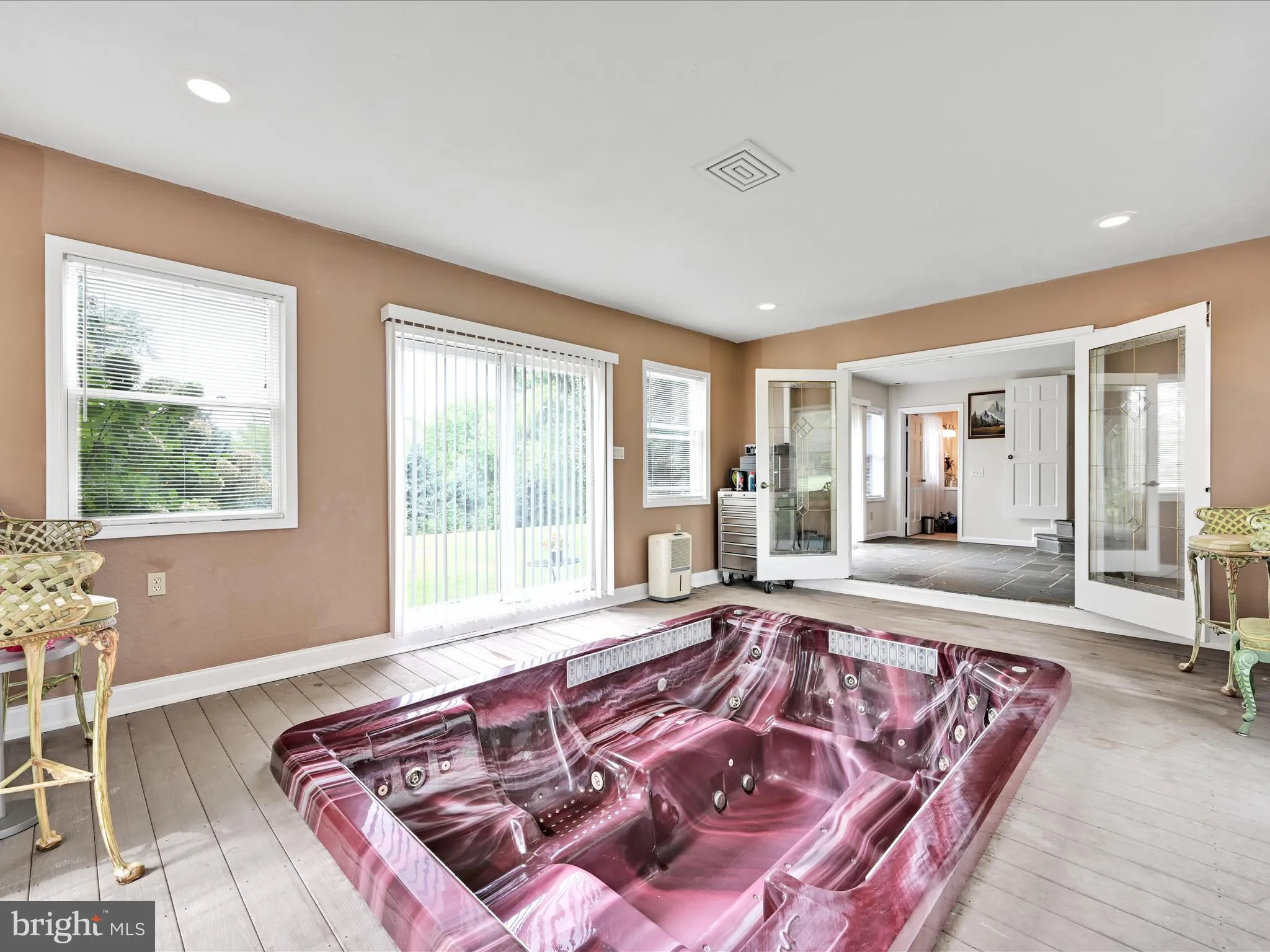 Manheim, Pennsylvania 17545, United States, 6 Bedrooms Bedrooms, ,3 BathroomsBathrooms,Residential,Coming Soon,220119