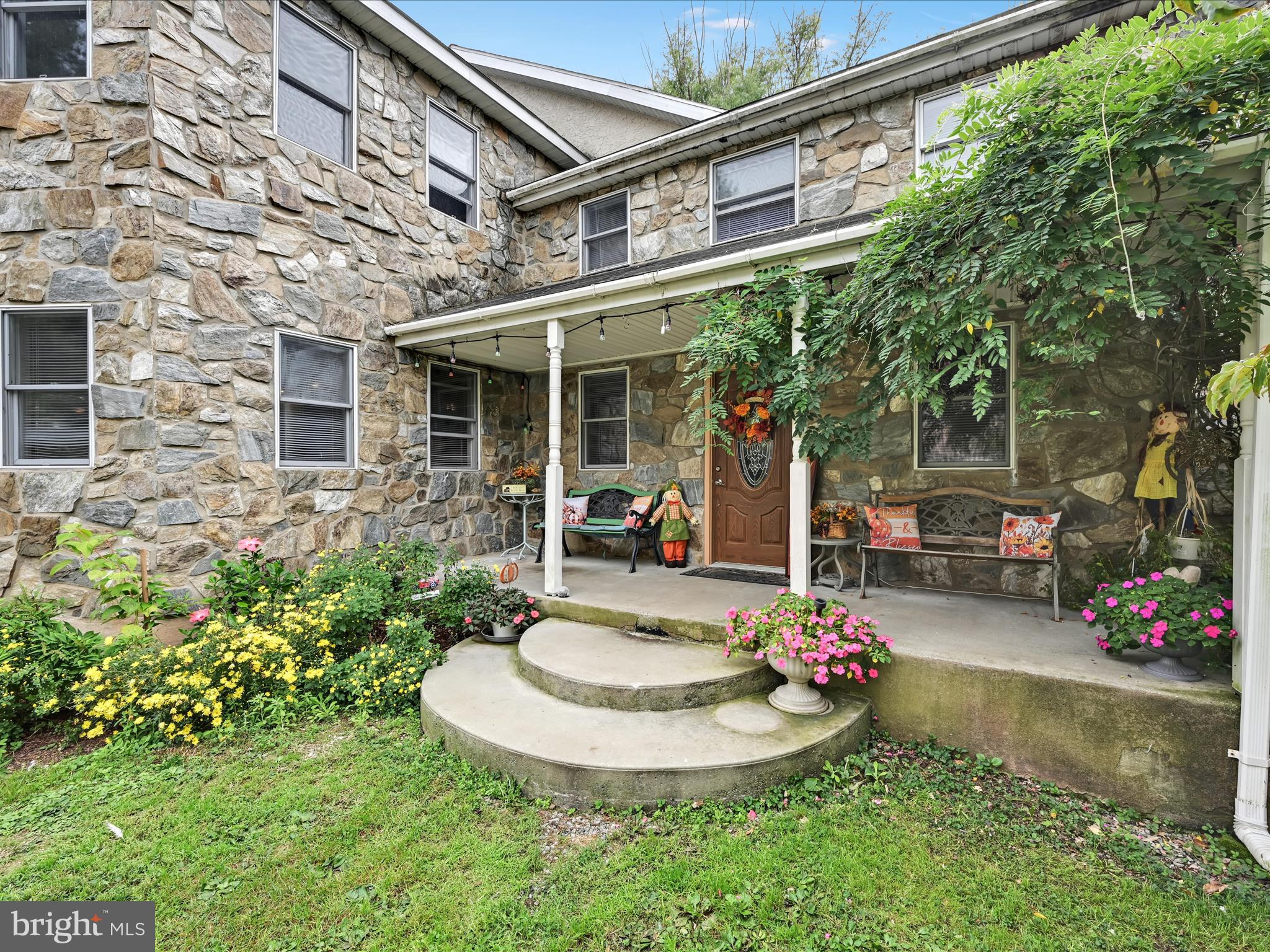742 POWER ROAD