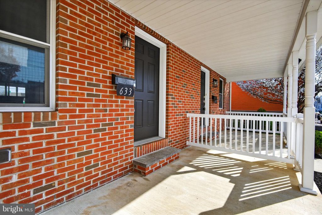 Photo of 633 E Fulton Street, LANCASTER, PA 17602 (MLS # PALA2085594)