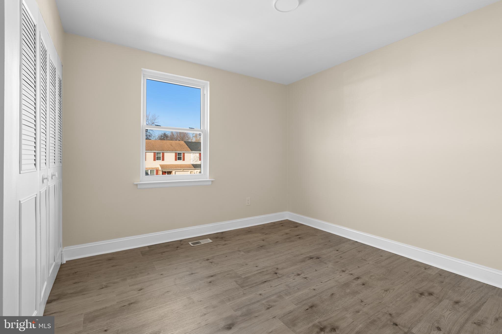 NESHAMINY VALLEY - Residential