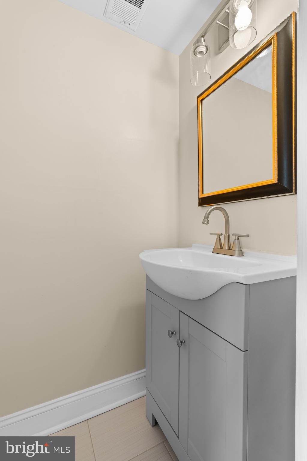 NESHAMINY VALLEY - Residential