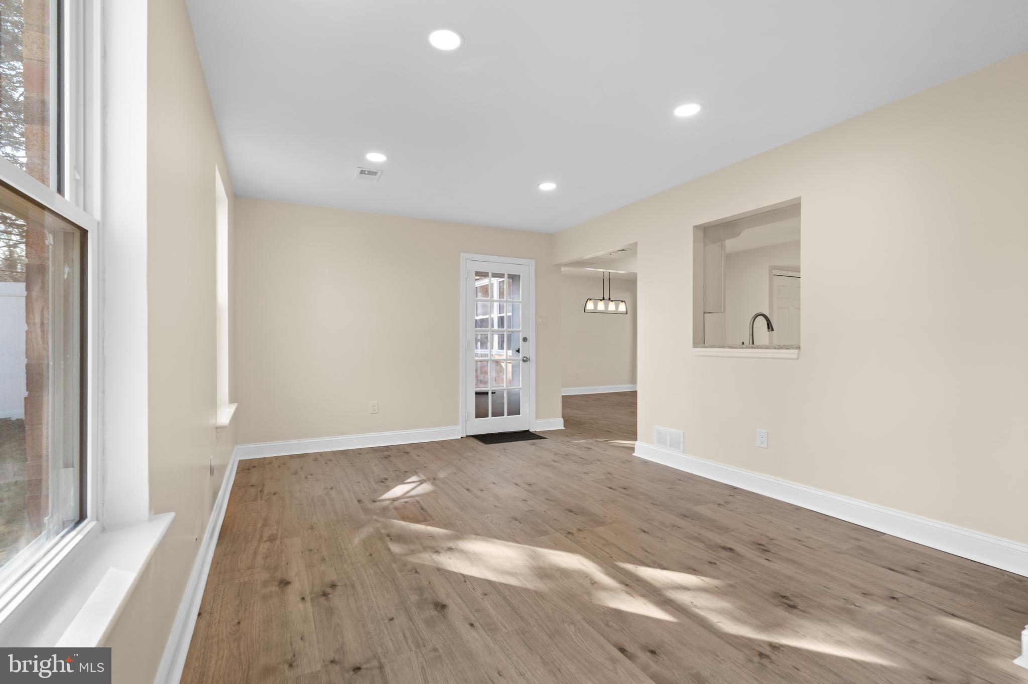 NESHAMINY VALLEY - Residential