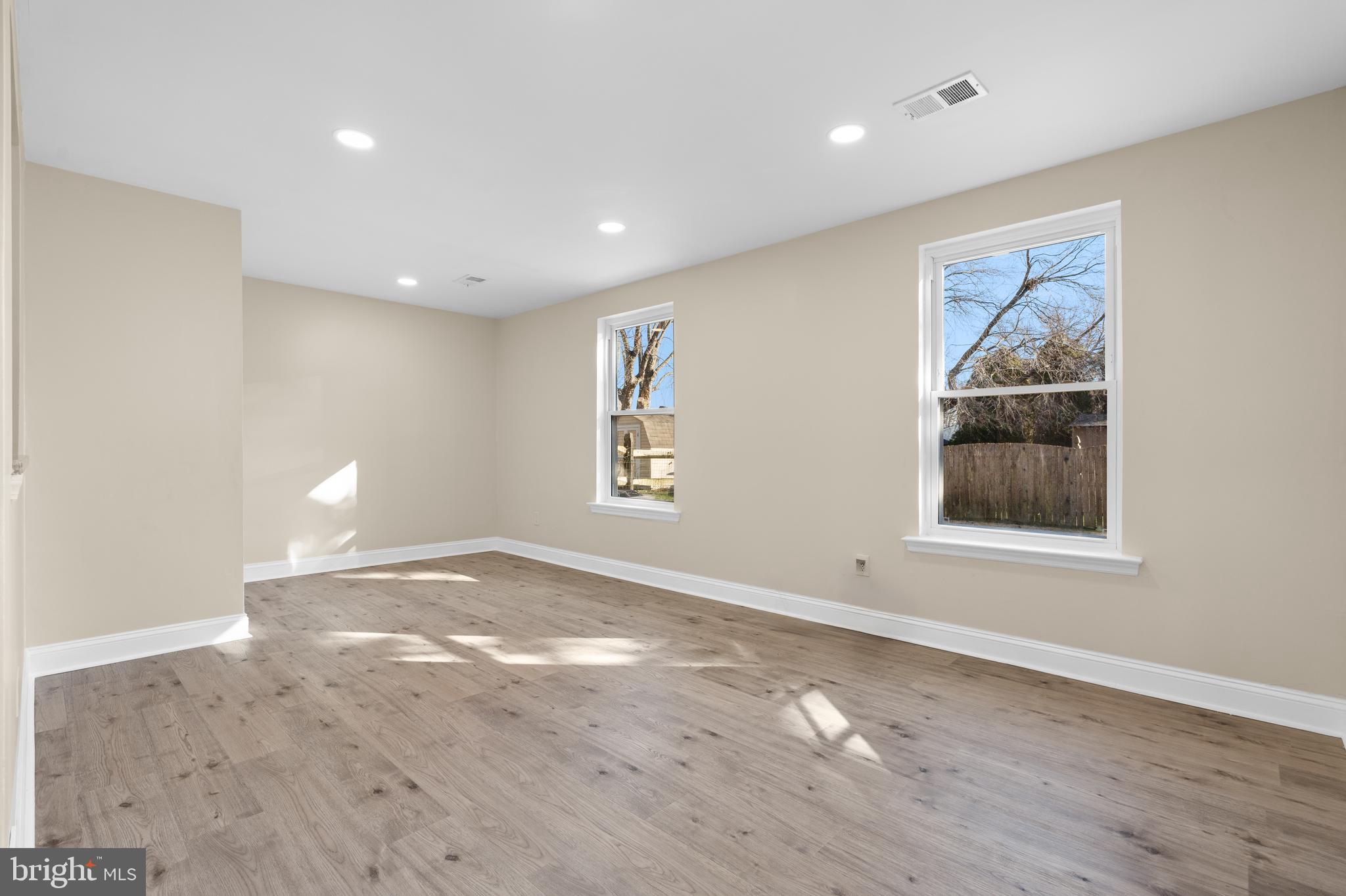 NESHAMINY VALLEY - Residential