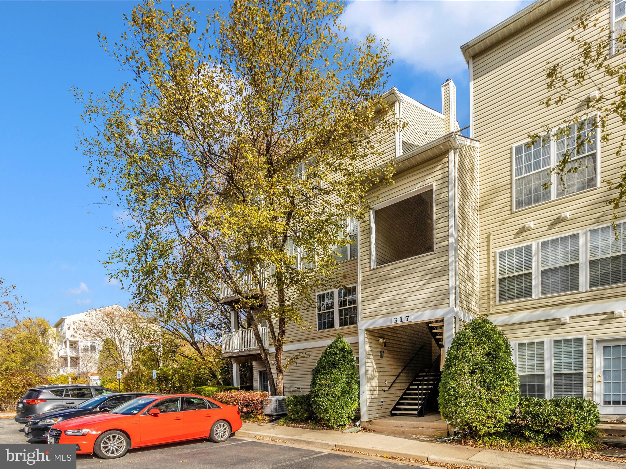 FALLSGROVE - Residential