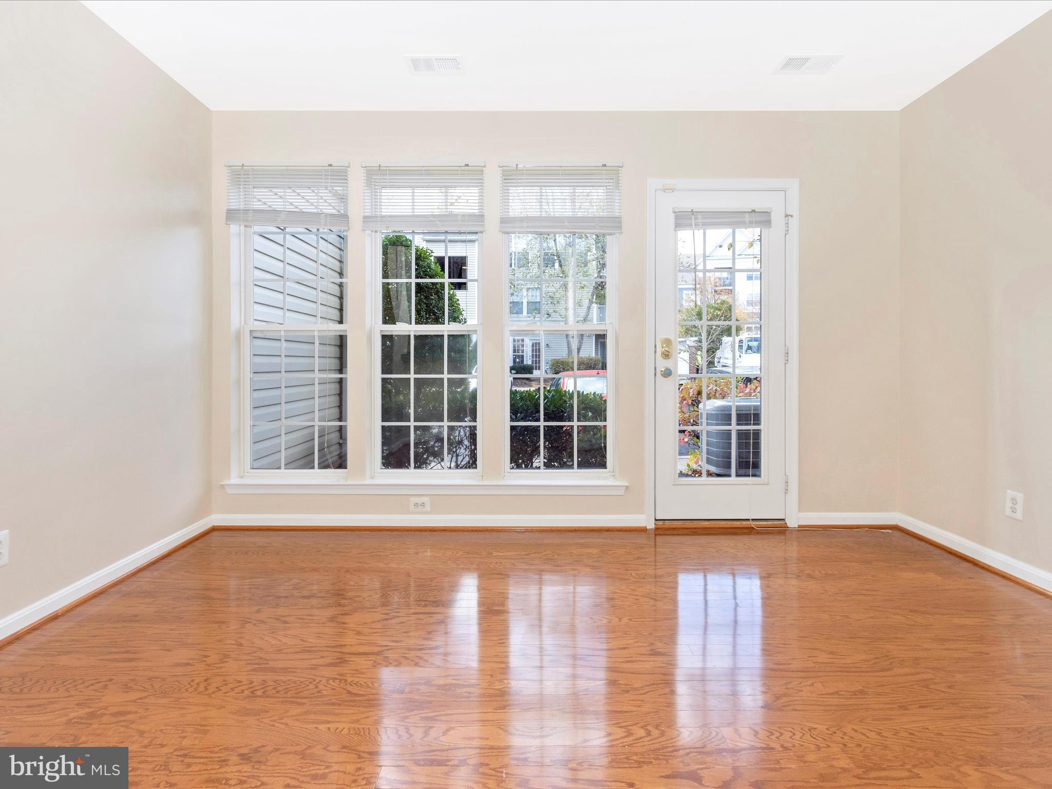 FALLSGROVE - Residential