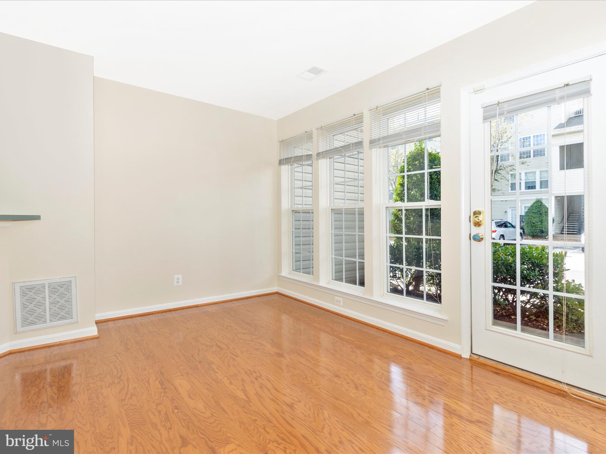 FALLSGROVE - Residential