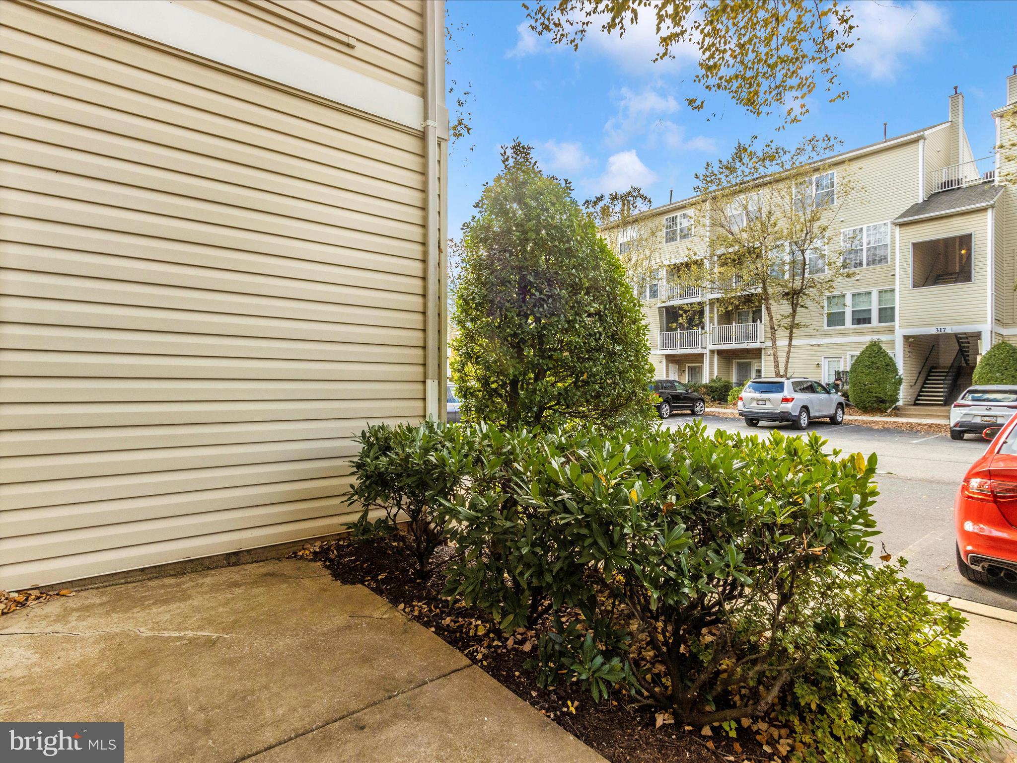 FALLSGROVE - Residential