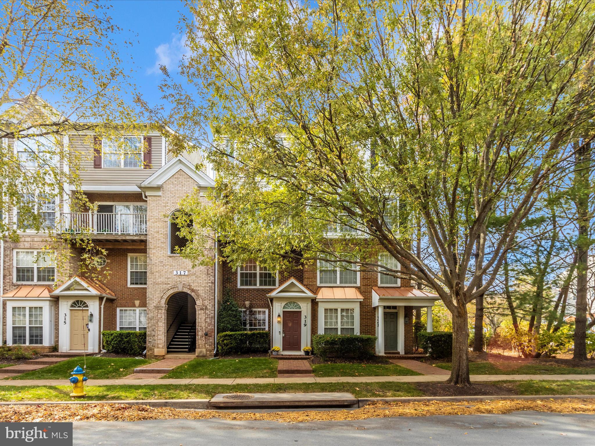 FALLSGROVE - Residential