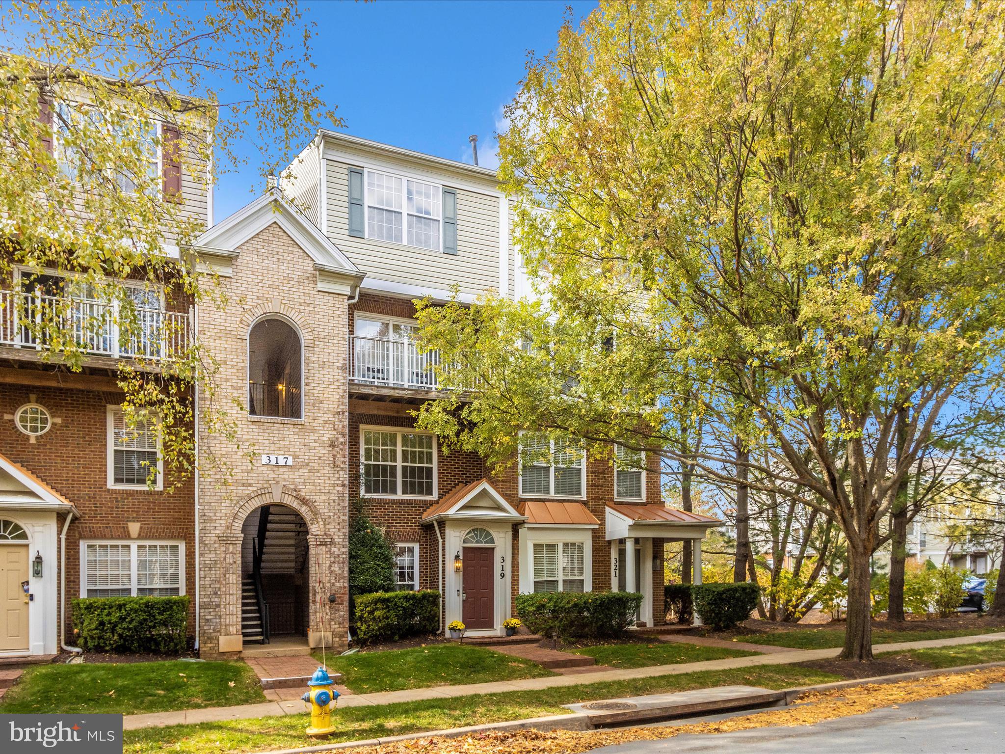 FALLSGROVE - Residential