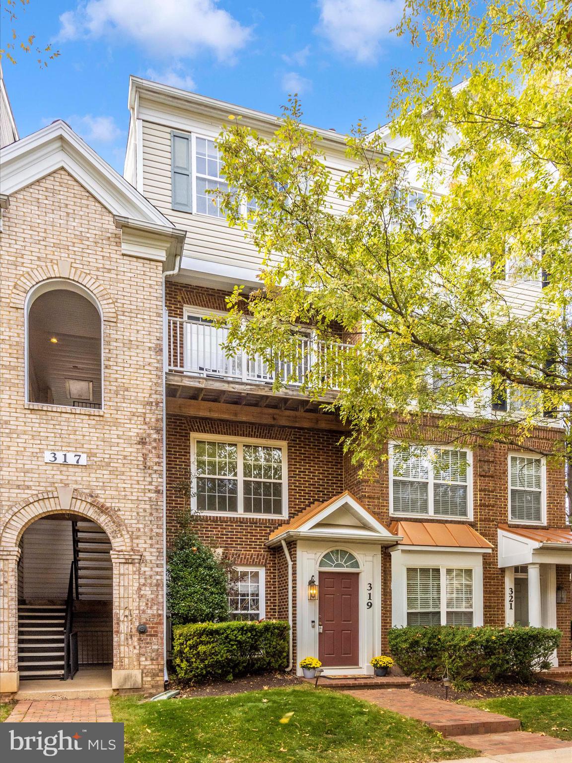 FALLSGROVE - Residential