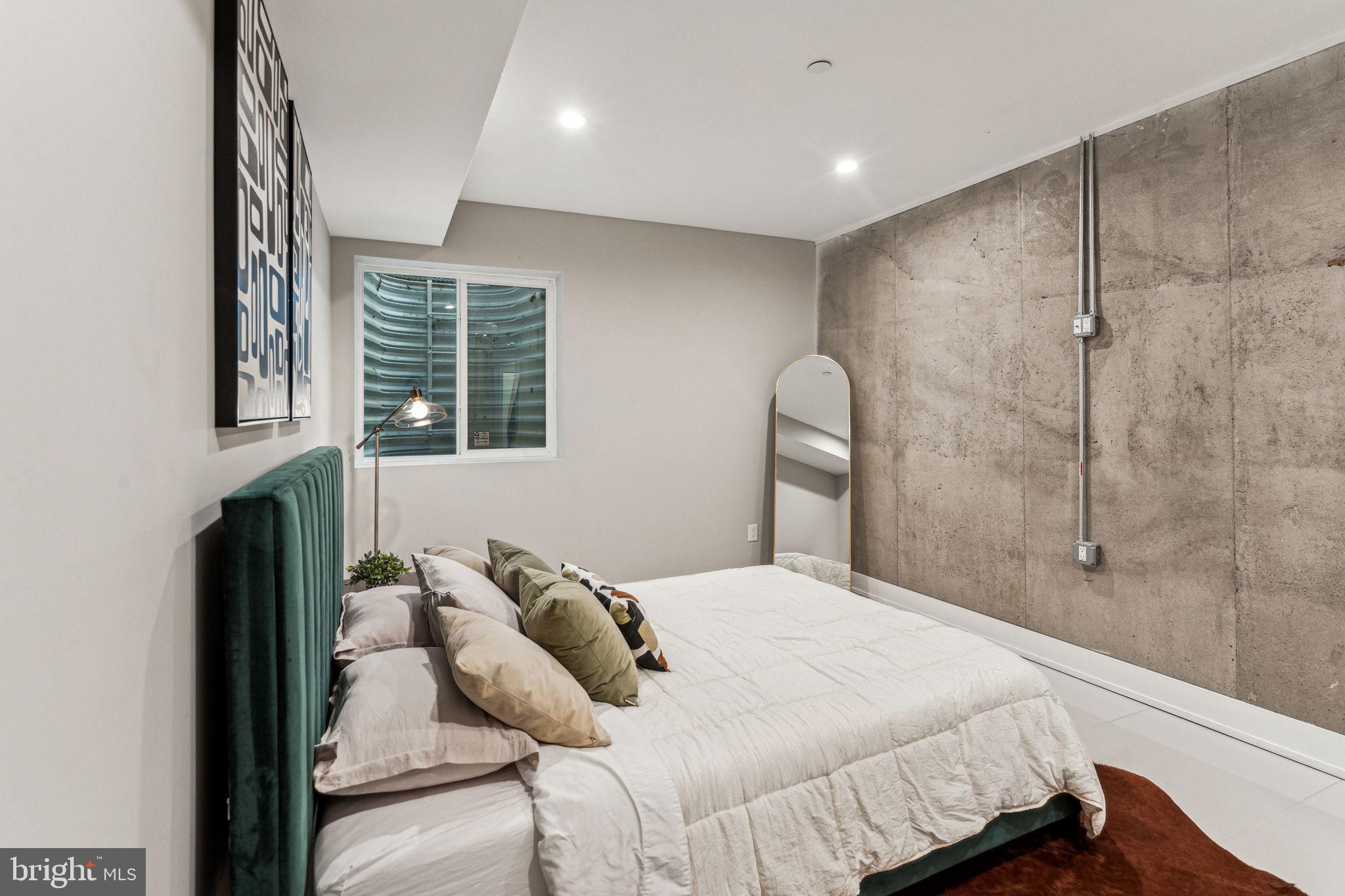 GRAYS FERRY - Residential