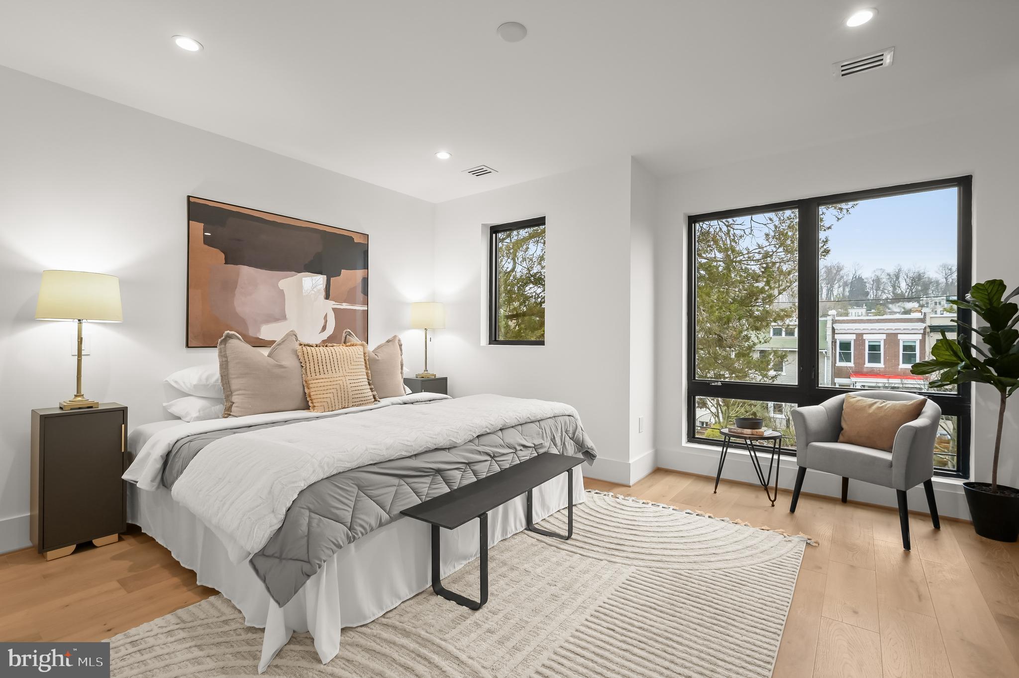 BURLEITH - Residential