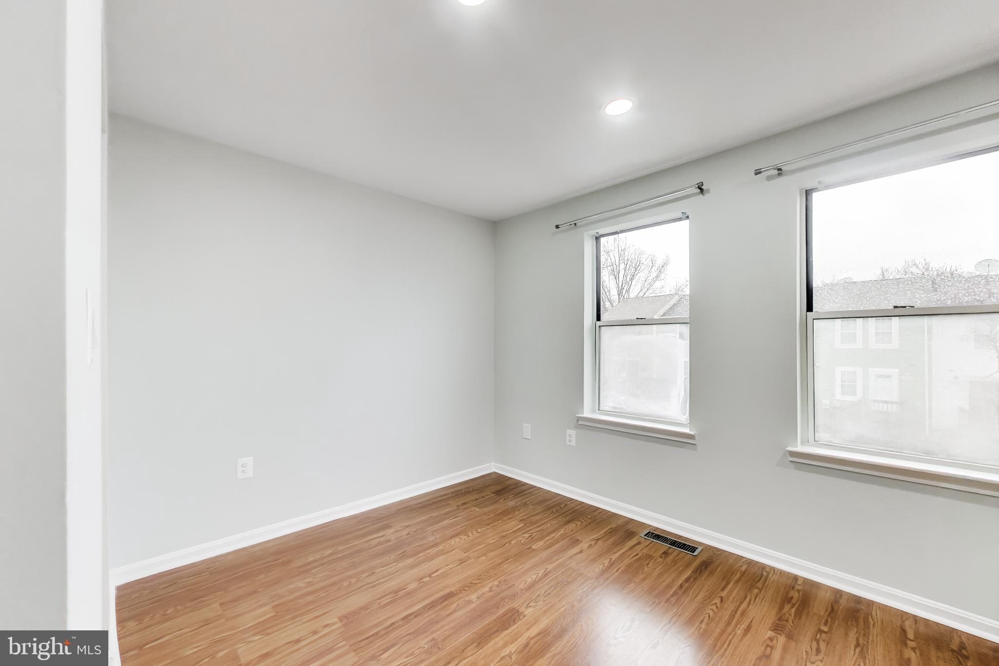 FAIRLAND - Residential