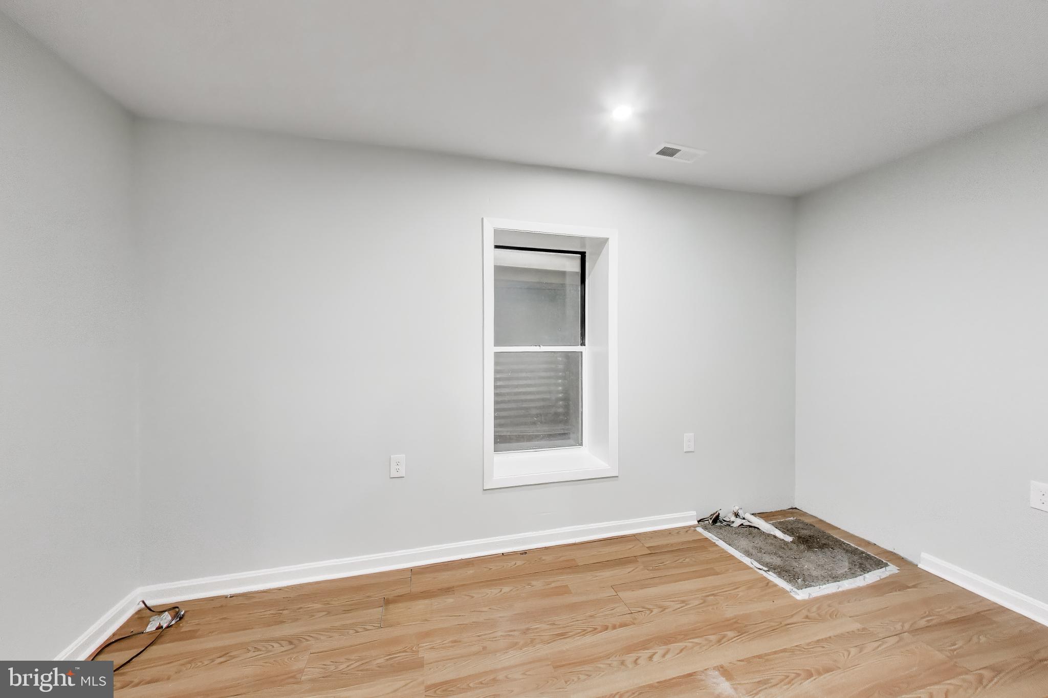 FAIRLAND - Residential