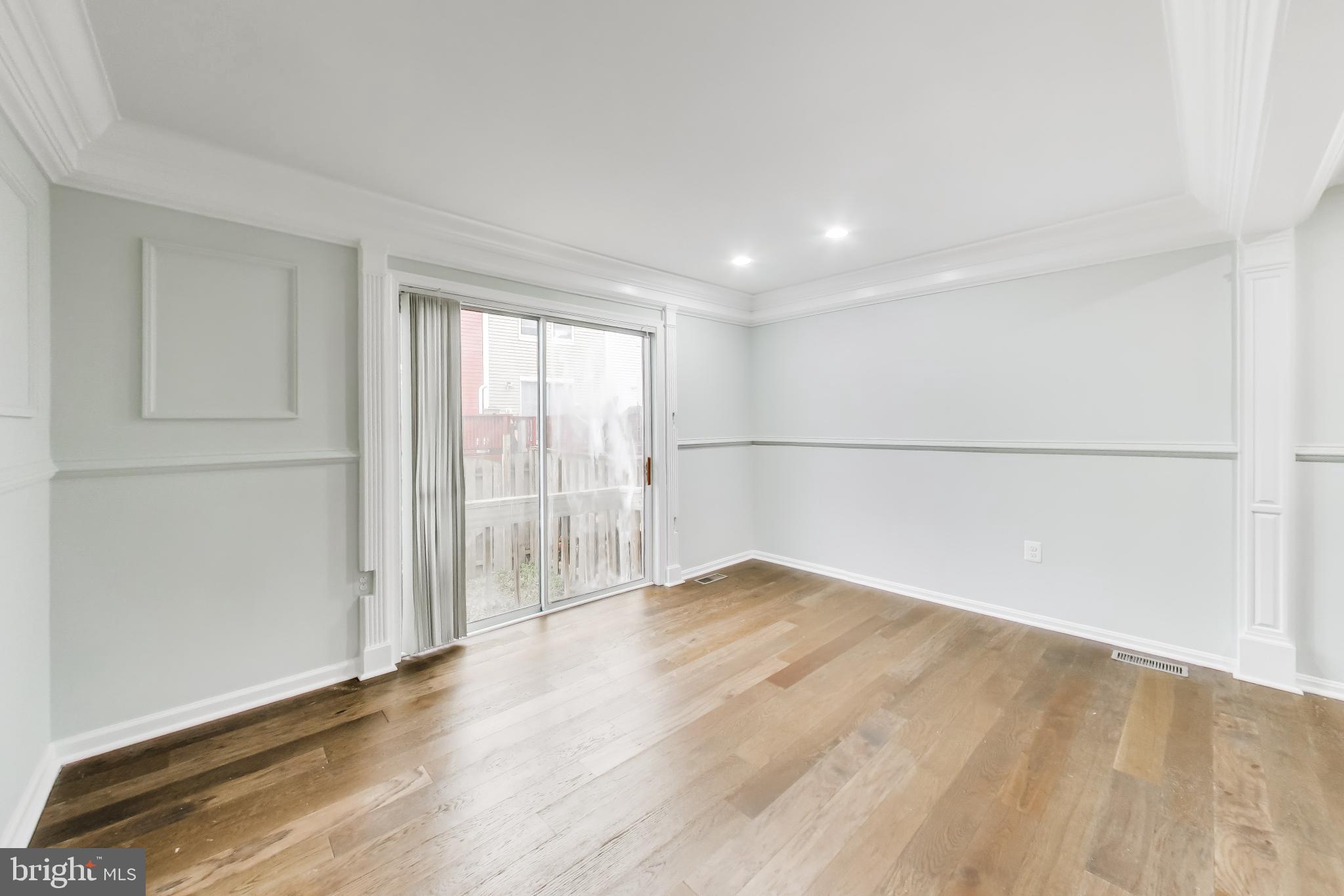 FAIRLAND - Residential