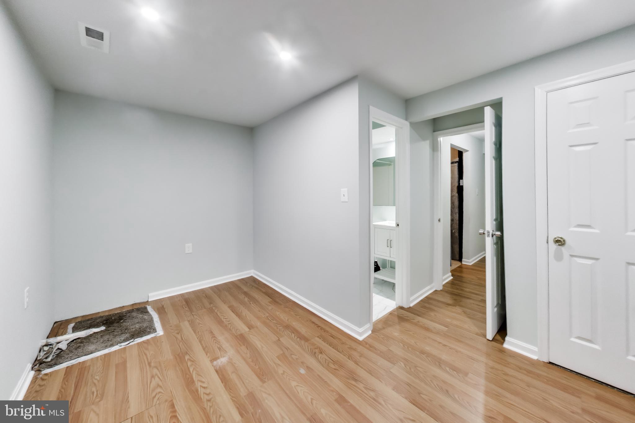 FAIRLAND - Residential