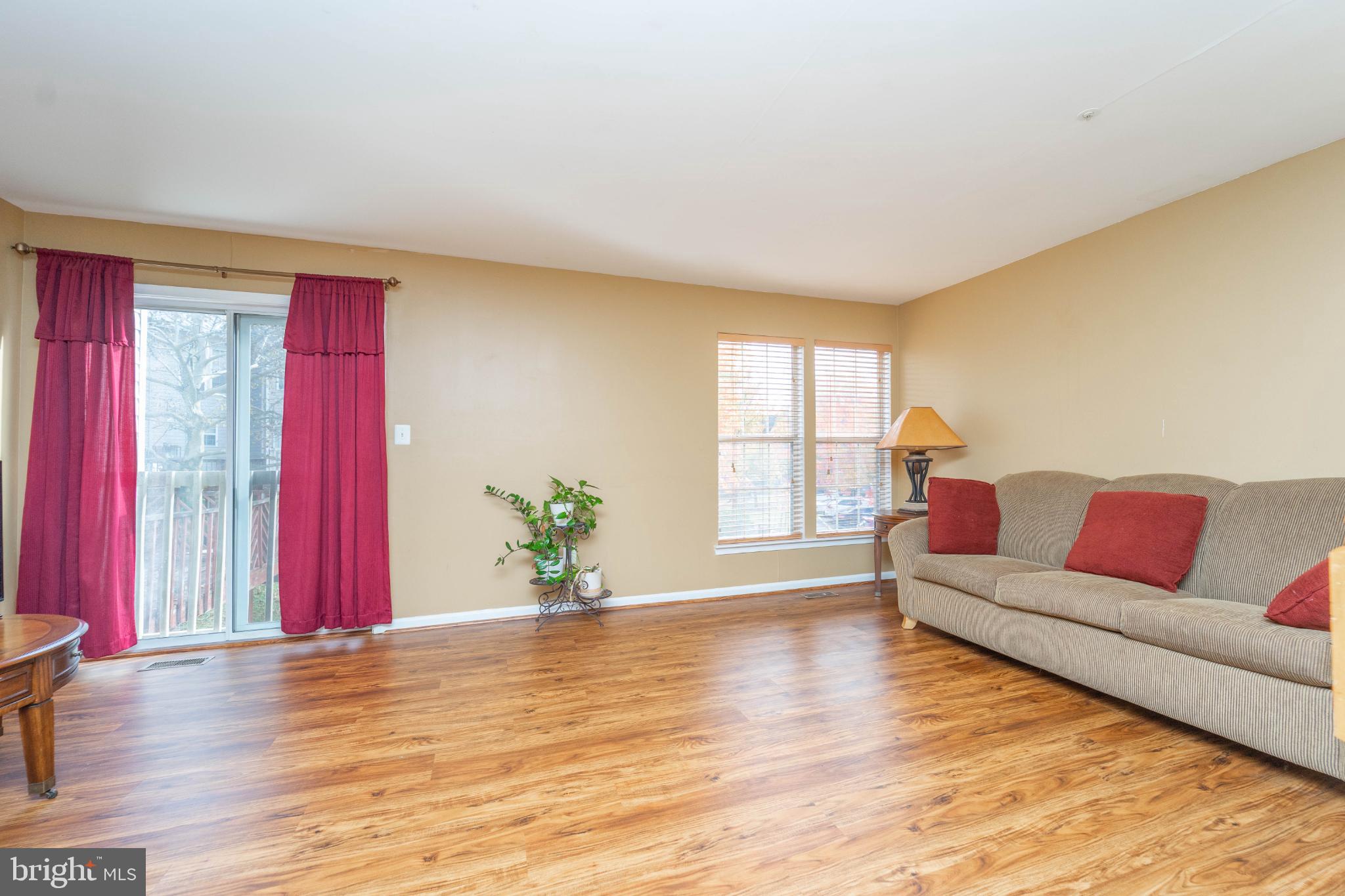 PENNSYLVANIA CROSSING - Residential