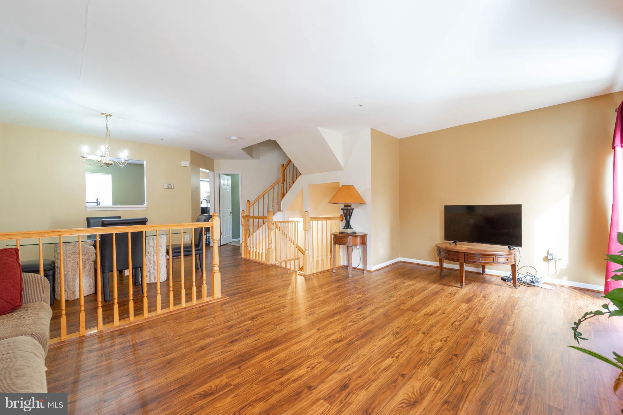 PENNSYLVANIA CROSSING - Residential