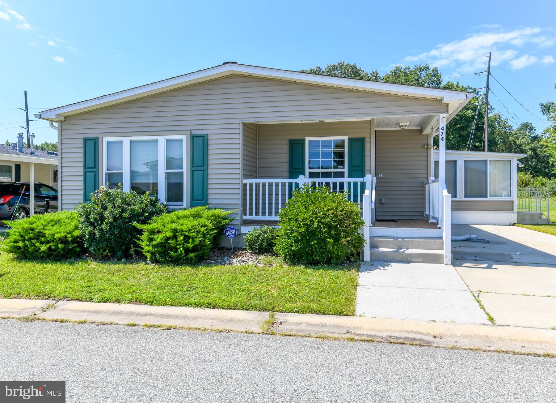 474 EDGEMONT DR