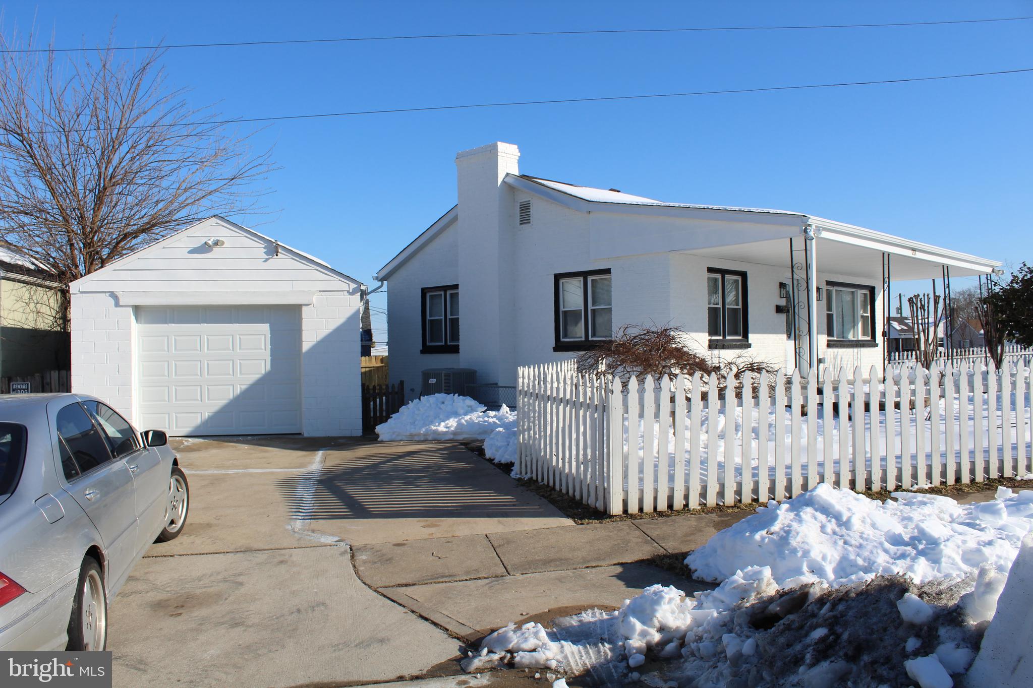 MIDDLE RIVER - Residential