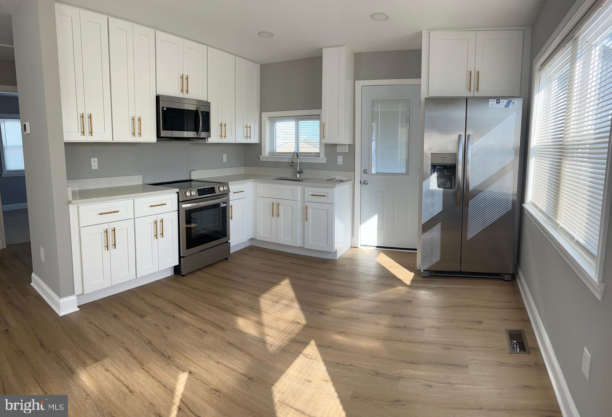 1201 FUSELAGE AVENUE