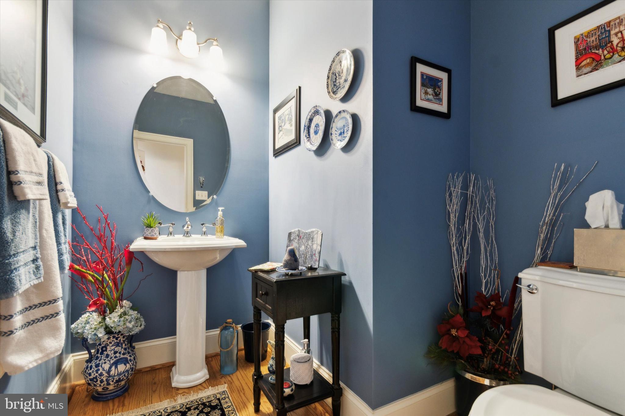 CHERRY CREEK - Residential