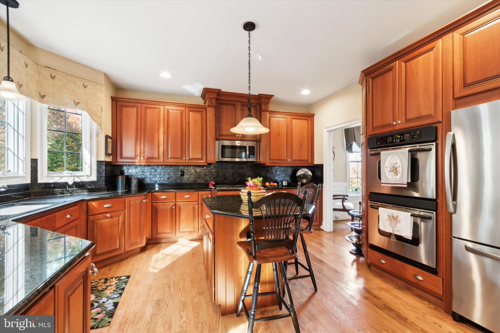 CHERRY CREEK - Residential