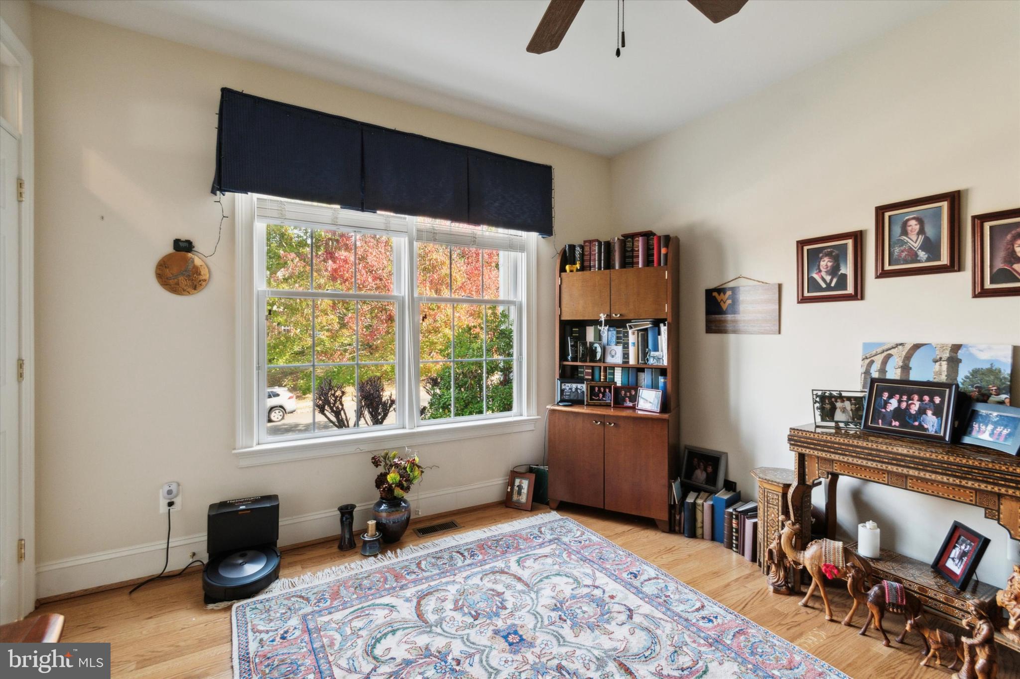 CHERRY CREEK - Residential