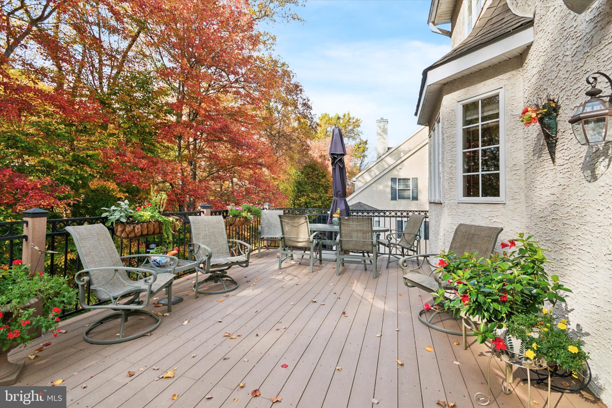 CHERRY CREEK - Residential