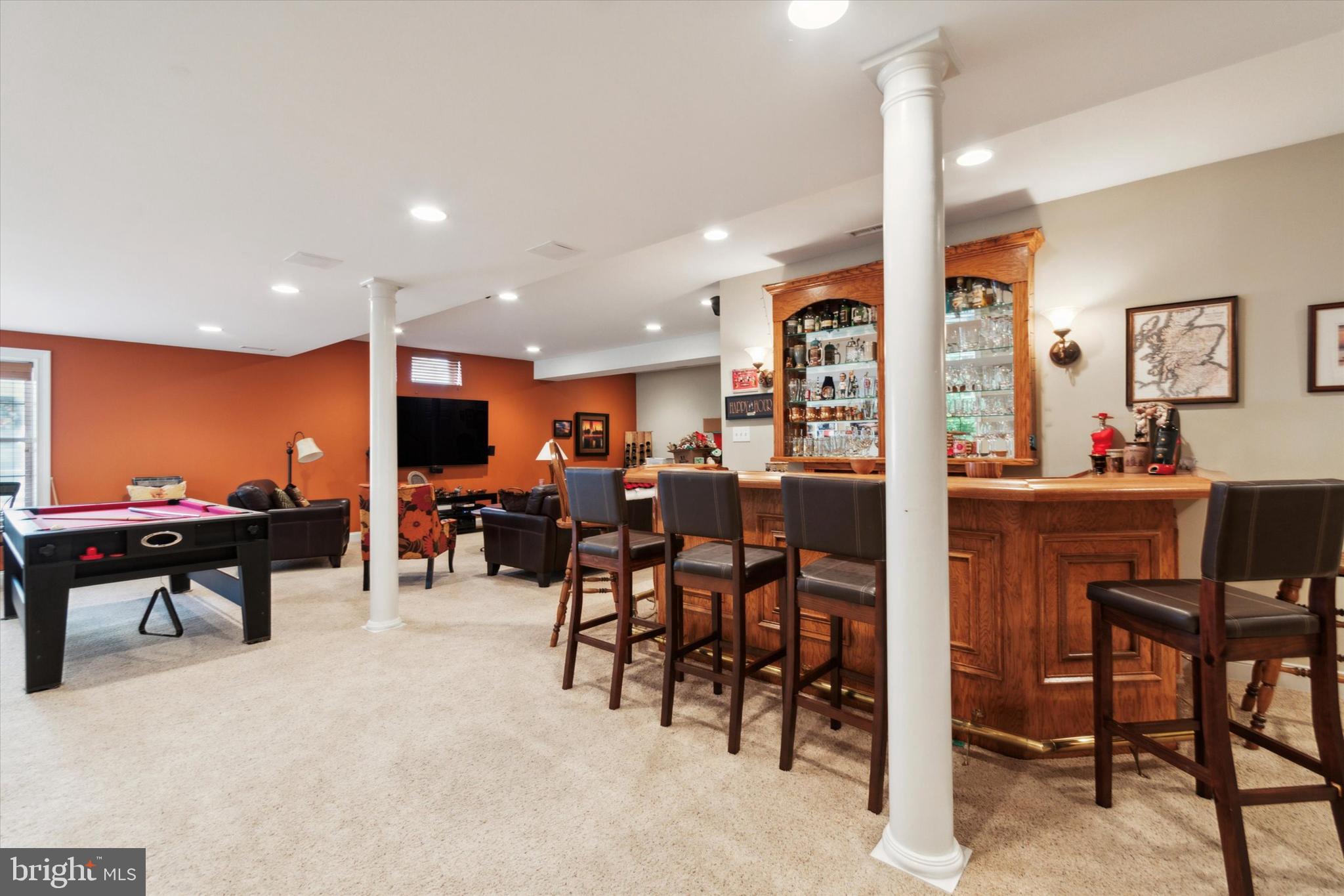 CHERRY CREEK - Residential