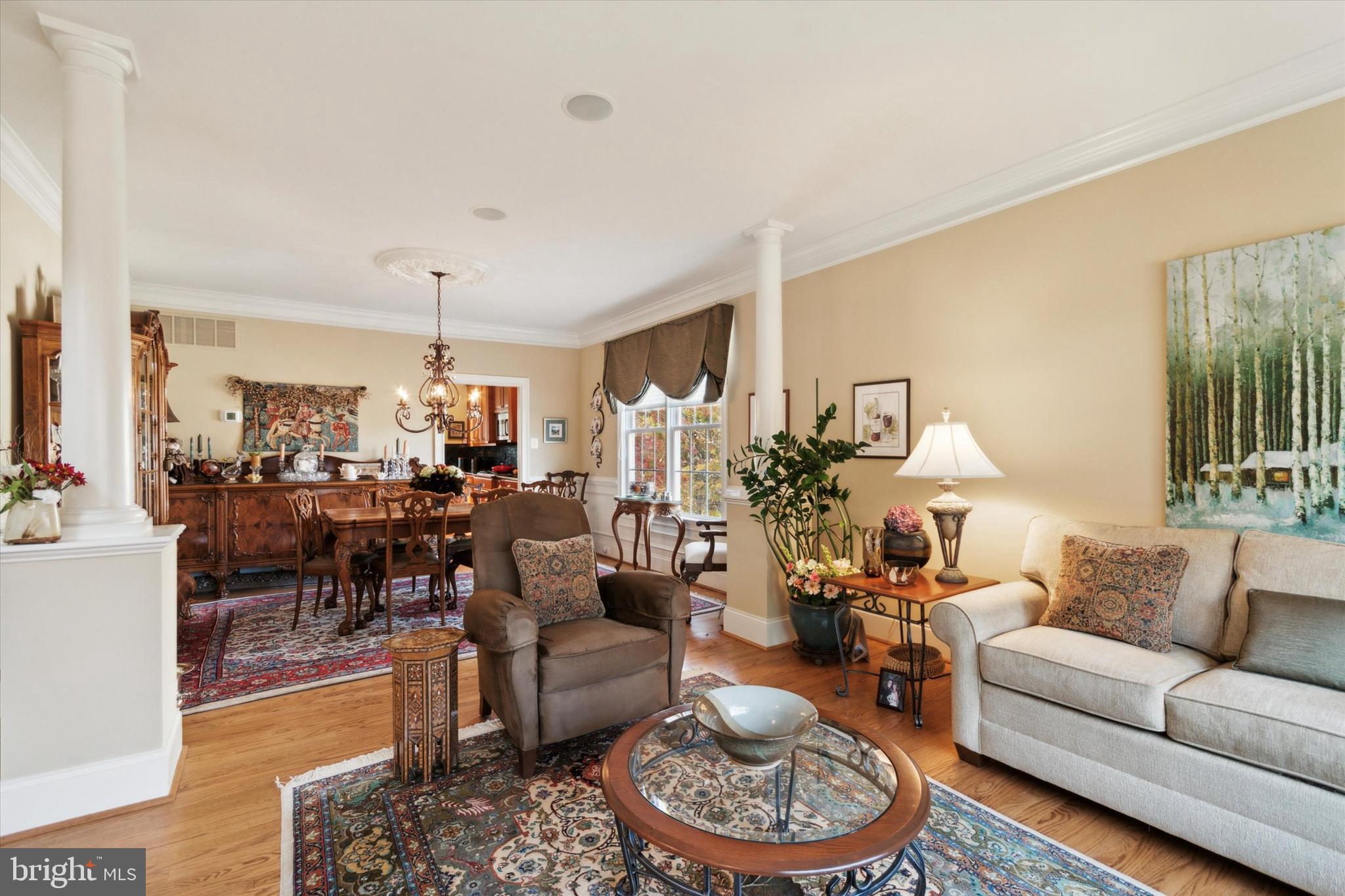 CHERRY CREEK - Residential