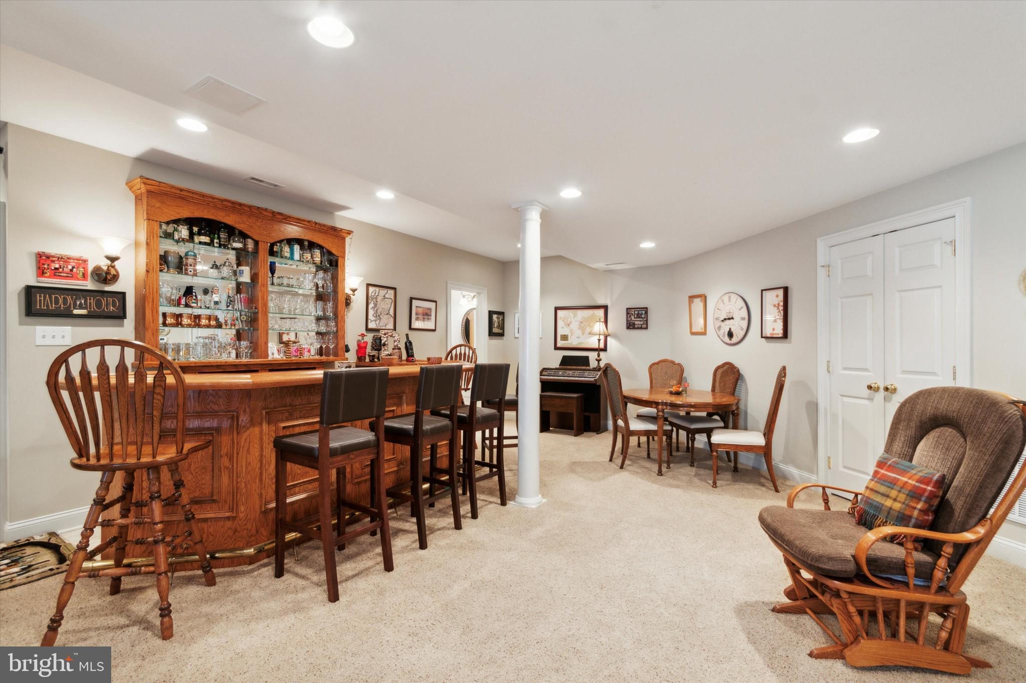 CHERRY CREEK - Residential